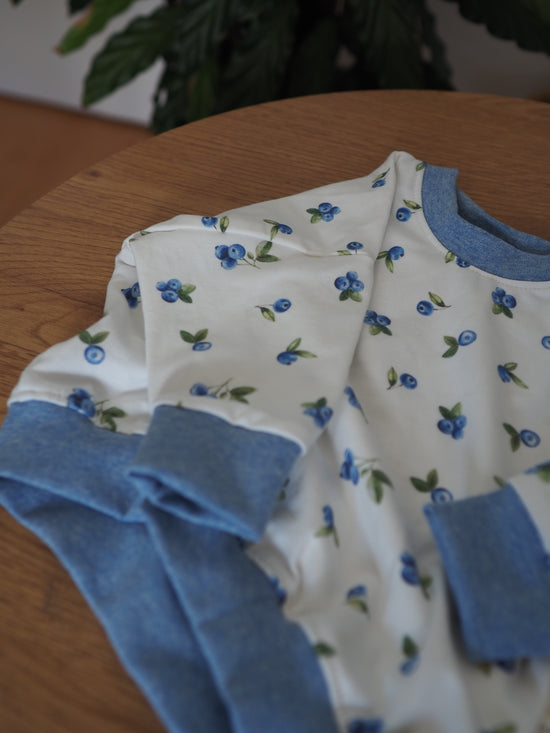 Oversize Sweater Blaubeere Gr. 68