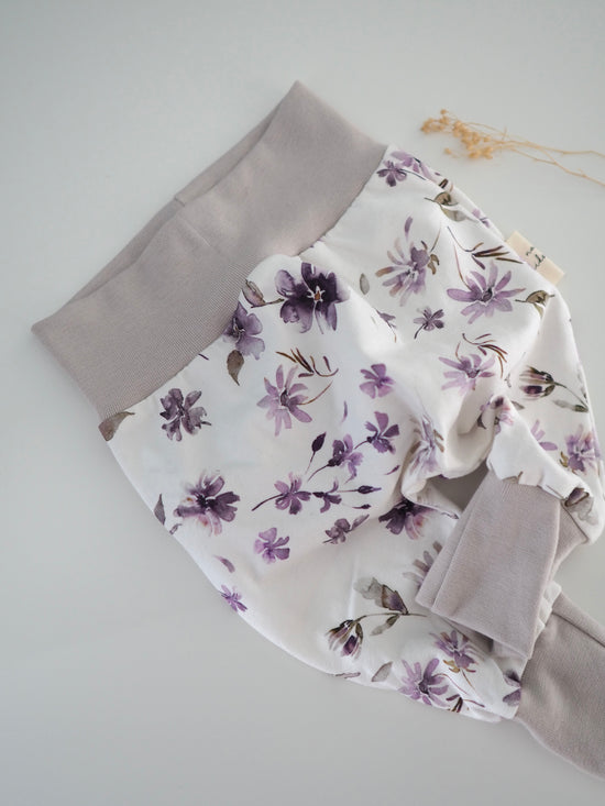 Baggy Pants Frühlingsblumen Gr. 56