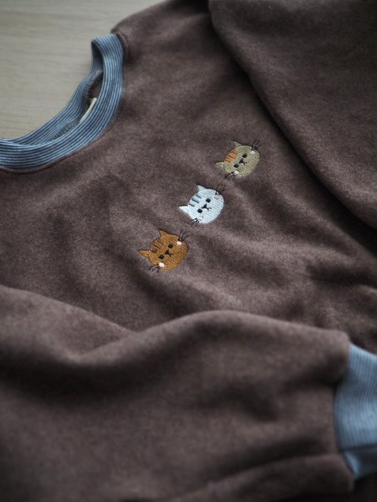 Oversize Baumwollfleece Sweater Katzen Gr. 104