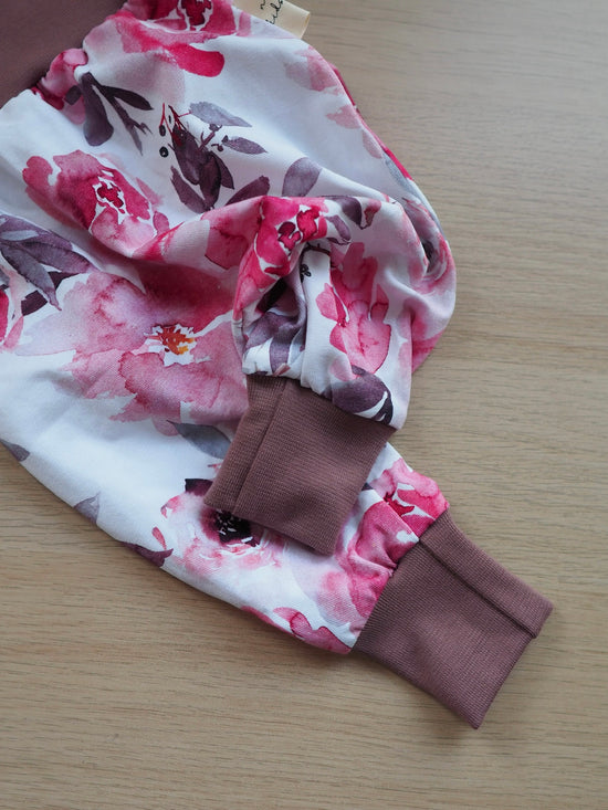 Baggy Pants pinke Aquarell Blumen Gr. 62